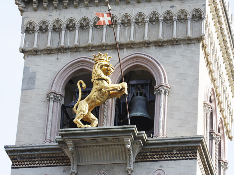 Il Leone nel campanile del Duomo di Messina